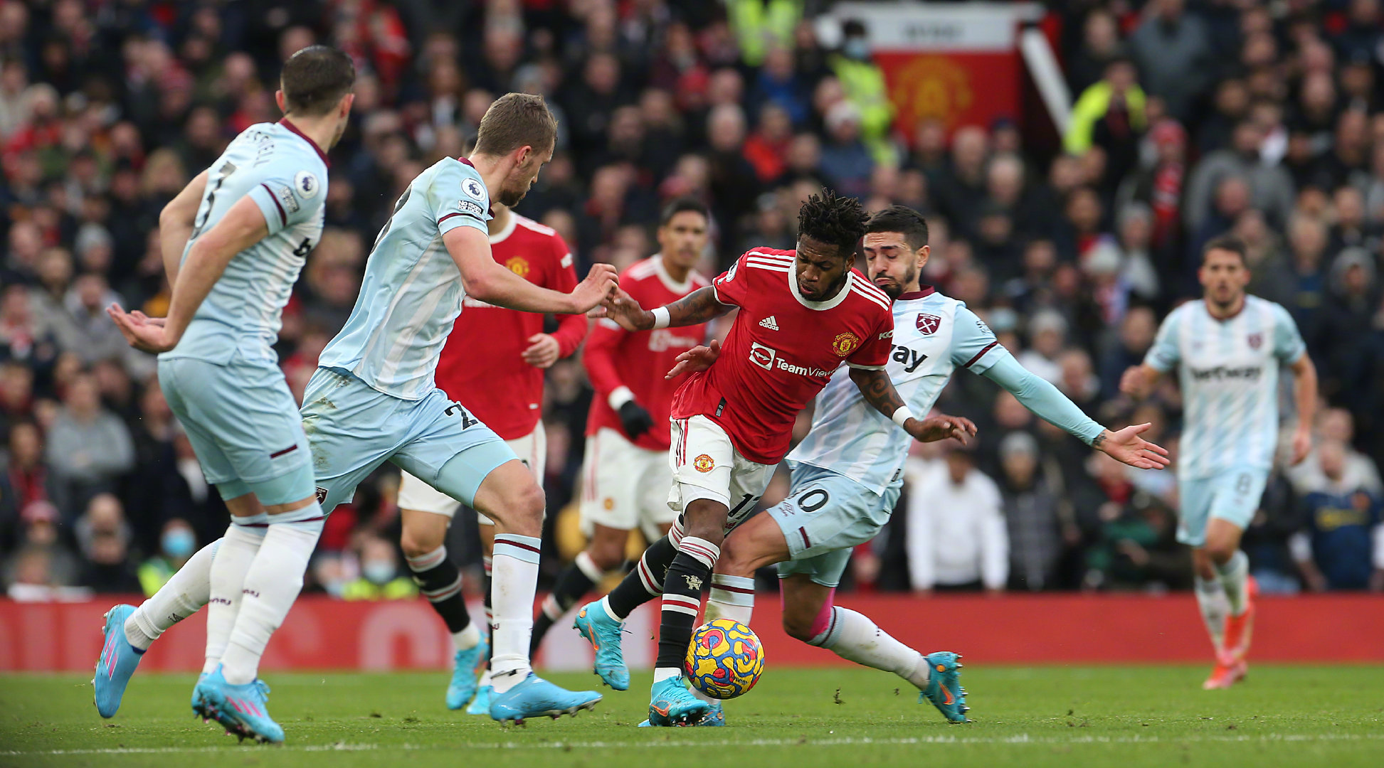 打得支离破 打得支离破